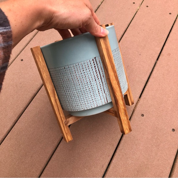 Distressed Blue Indoor Plant Pot with Stand - Picture 5 of 11